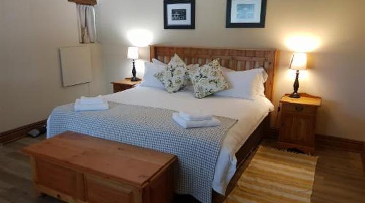 Francolin Creek Guest Lodge