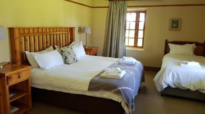 Francolin Creek Guest Lodge