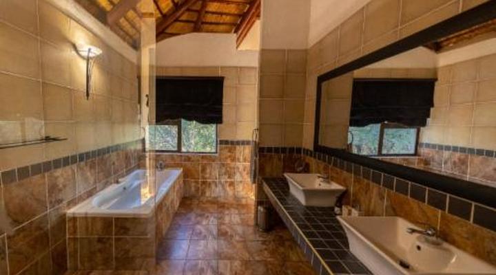 Eden Safari Country House, Waterhole