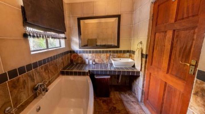 Eden Safari Country House, Waterhole