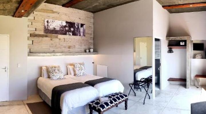 Organic Square Guesthouse