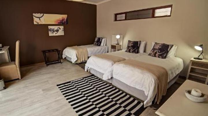 Organic Square Guesthouse