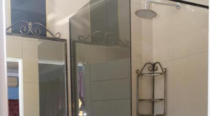 Thandi's Guest House