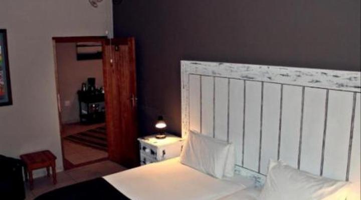 Aqua Terra Guest House