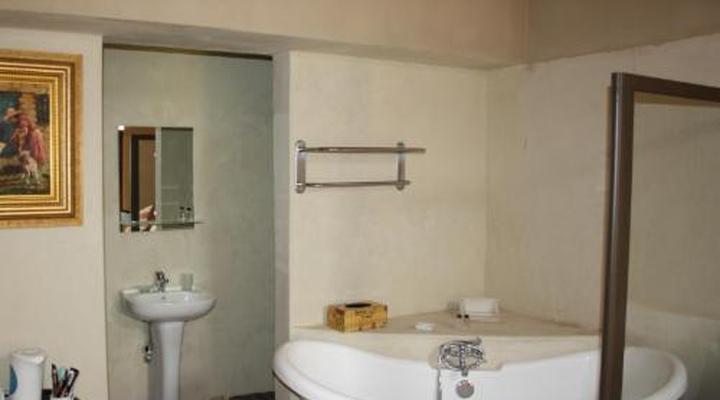 Thandile Country Lodge