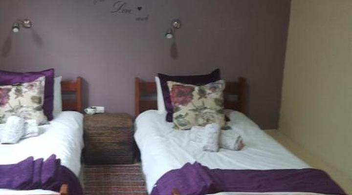 Thandile Country Lodge