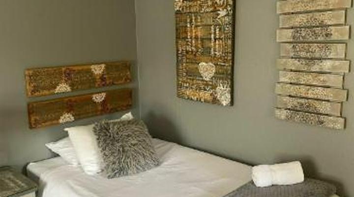 Sundowner Lodge and Caravan Park