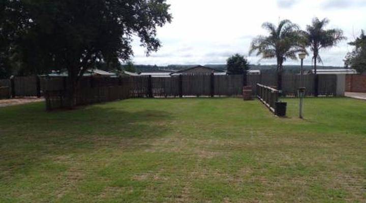 Sundowner Lodge and Caravan Park