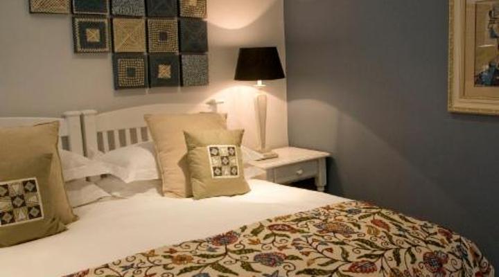 The Crown Guesthouse