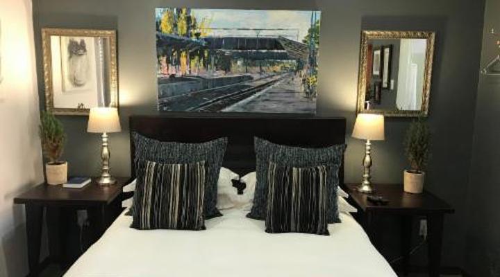 The Crown Guesthouse