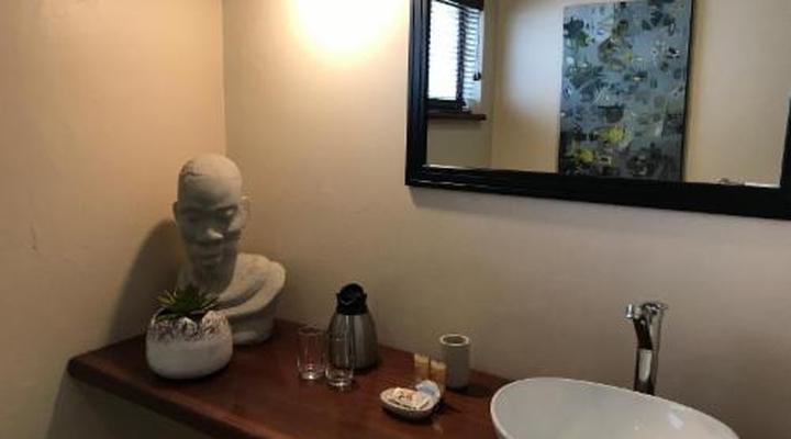 The Crown Guesthouse