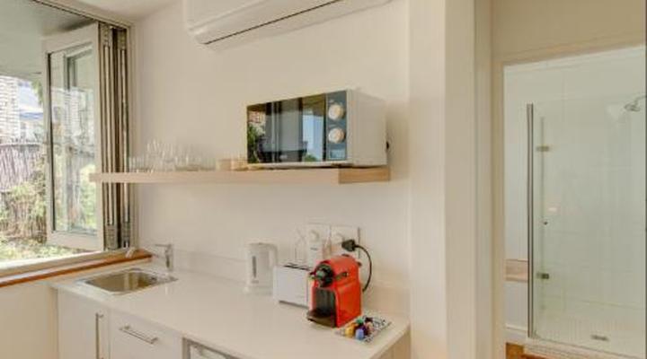 Kettle's House Guesthouse in Camps Bay