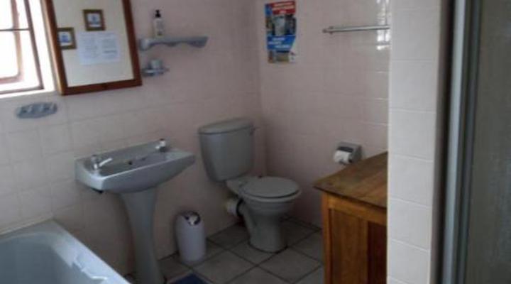 Far Niente Beachfront Guesthouse