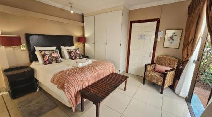 Bettie's Luxury Lodge