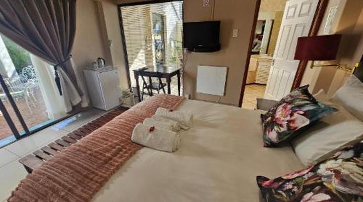 Bettie's Luxury Lodge