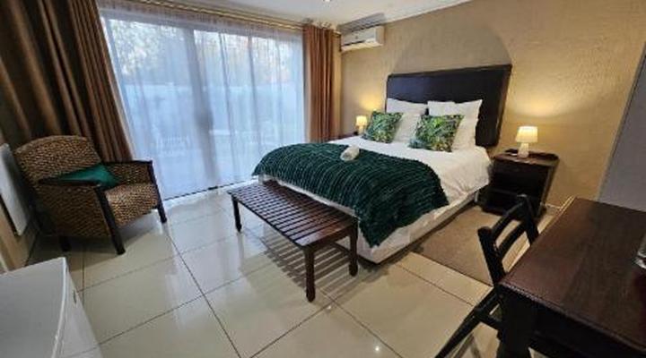 Bettie's Luxury Lodge