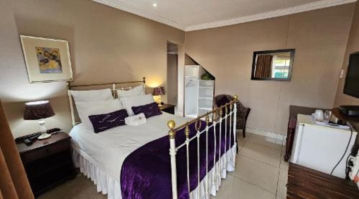 Bettie's Luxury Lodge