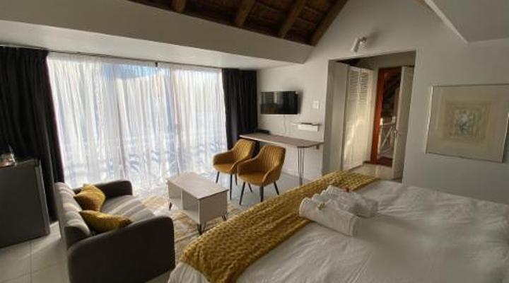 Bettie's Luxury Lodge