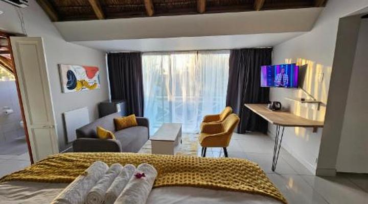 Bettie's Luxury Lodge