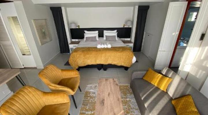 Bettie's Luxury Lodge