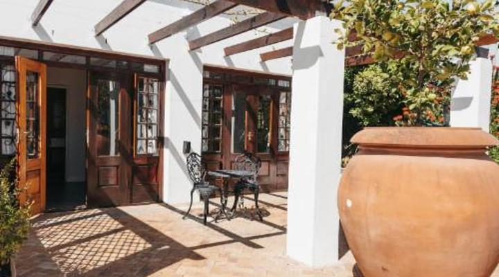 Mitre's Edge Wine Estate