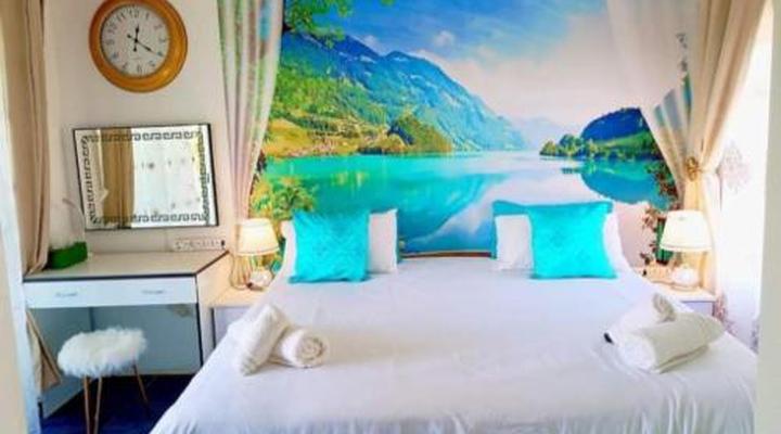 Queensburgh Bed and Breakfast or self catering