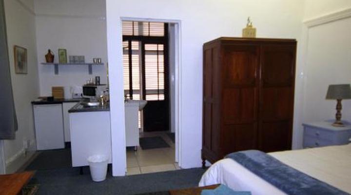 Kelkiewyn Guest House Caledon