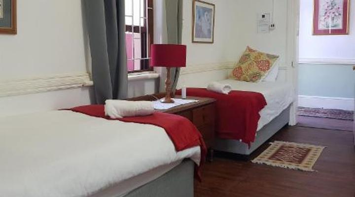 Kelkiewyn Guest House Caledon