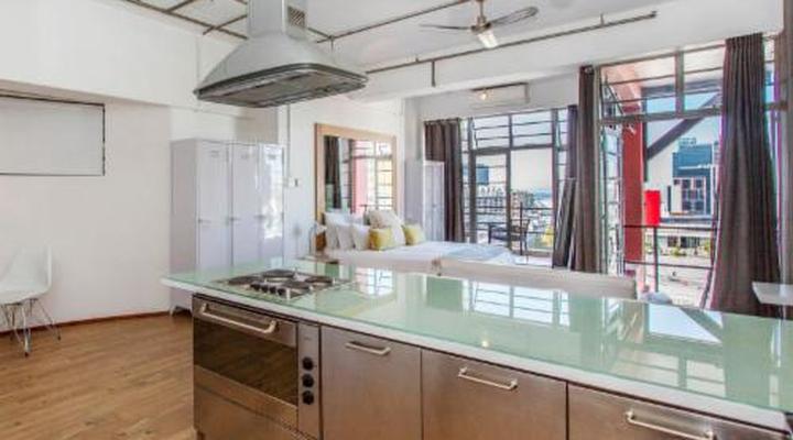 Manhattan Luxury Studio with Jacuzzi