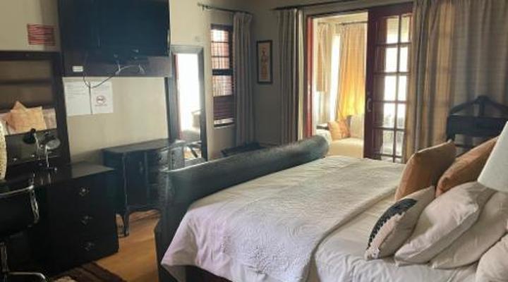 Le Chef BnB and Caterers