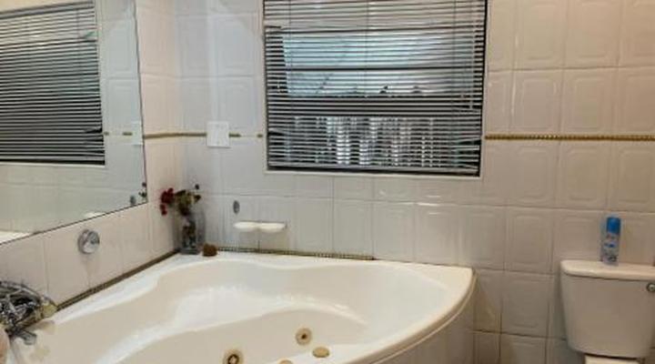 Le Chef BnB and Caterers