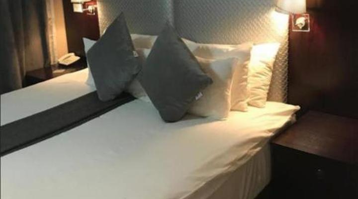 Le Chef BnB and Caterers