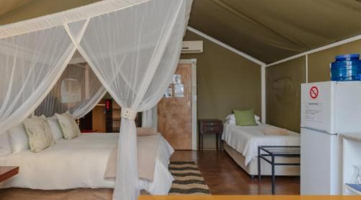 Crocodile Bridge Safari Lodge