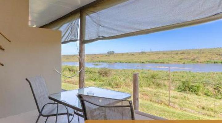 Crocodile Bridge Safari Lodge