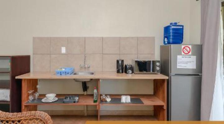 Crocodile Bridge Safari Lodge