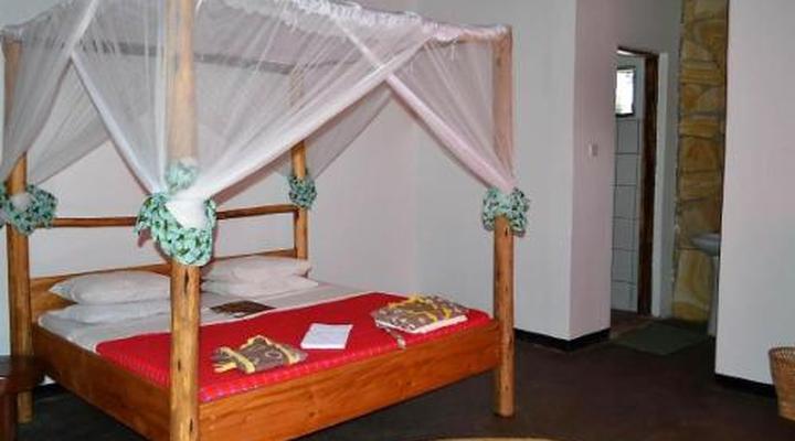 Honey Badger Lodge, Safaris and Mountain Climbing