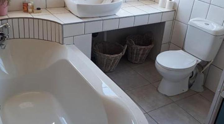 Miss Chrissie's Country House