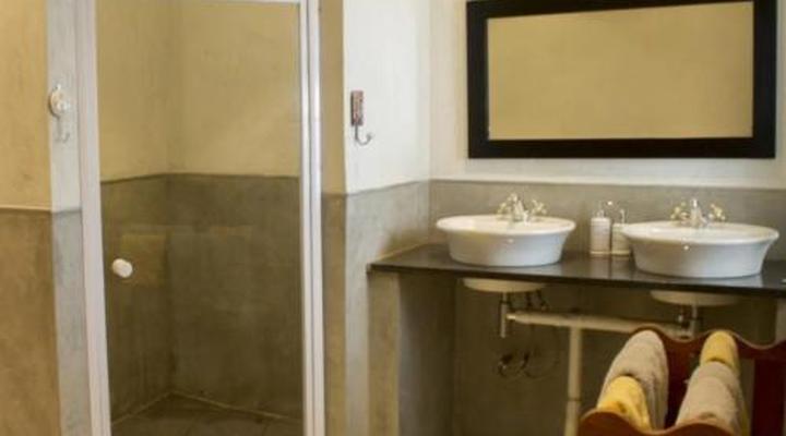 Miss Chrissie's Country House