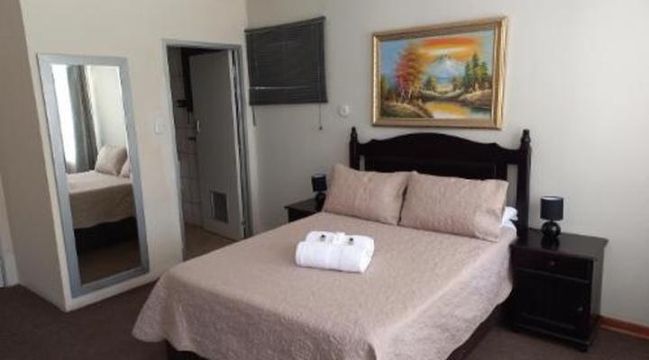 Black Swan Guest House