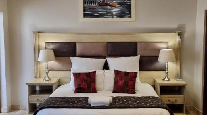 Summerset Place Country House