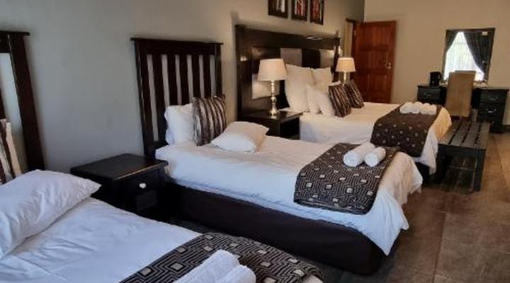 Summerset Place Country House