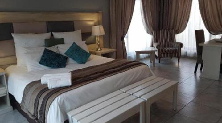 Summerset Place Country House