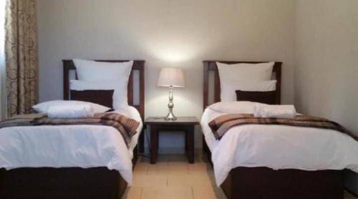 Summerset Place Country House