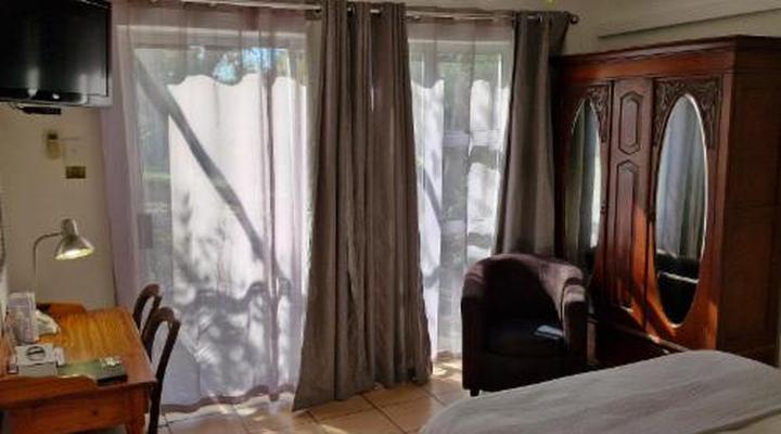 At The Nest B&B Lodge