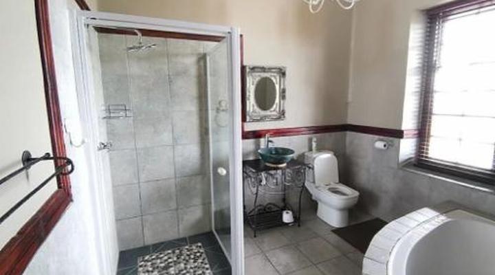 Kralinbergh Guest House