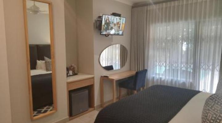 Tropical Beach Boutique Bed & Breakfast