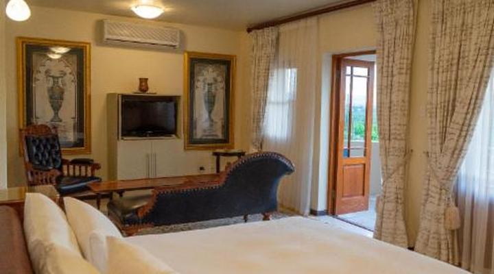 Calitzdorp Country House