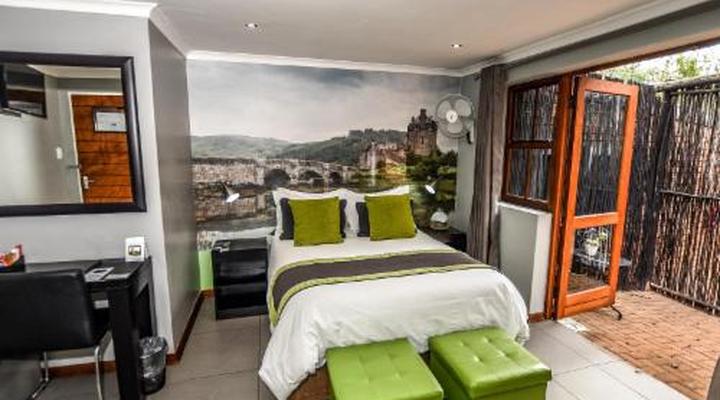 Yalla Yalla Boutique Hotel