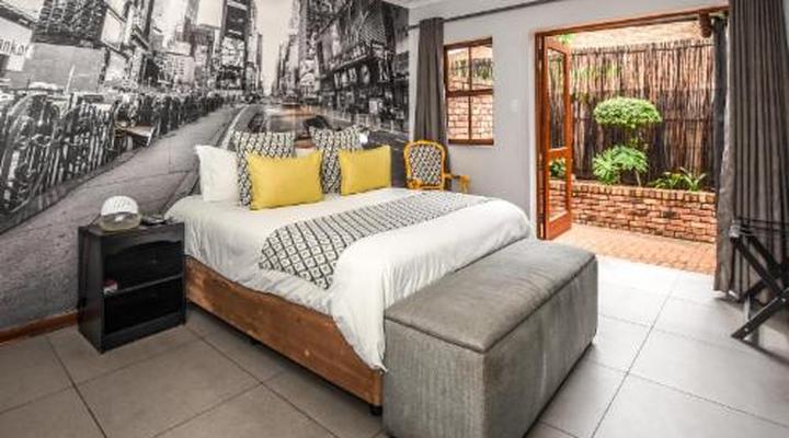 Yalla Yalla Boutique Hotel