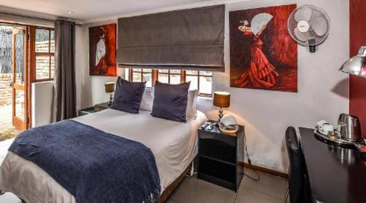 Yalla Yalla Boutique Hotel